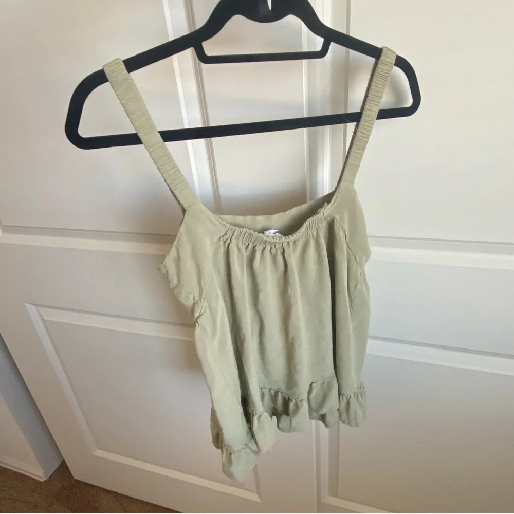 Women’s Green Tank Top - Picture 2 of 3